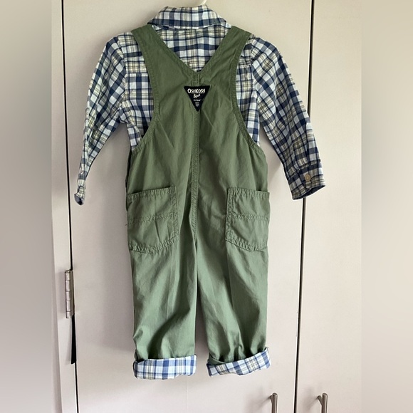 NWOT 2 piece set Oshkosh Overalls + Button Down bodysuit shirt, 18 mo, MSRP $70 - Picture 5 of 15